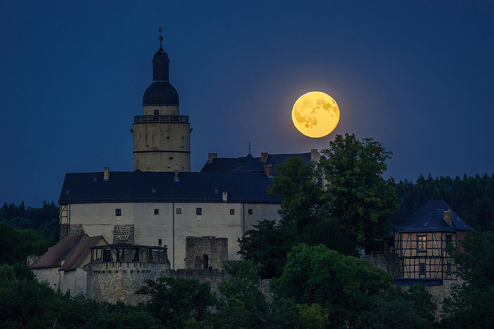 Vollmond über der Burg Falkenstein, Foto: Wolfram Schmidt (C) Kulturstiftung Sachsen-Anhalt